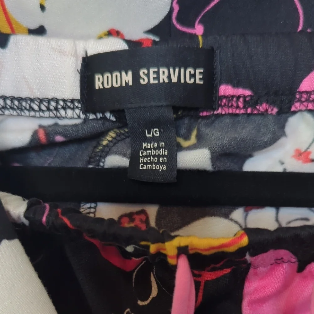 Floral Black & Pink Pajama Set - Women's Intimates Cottagecore Soft Girl Large - Picture 2 of 5